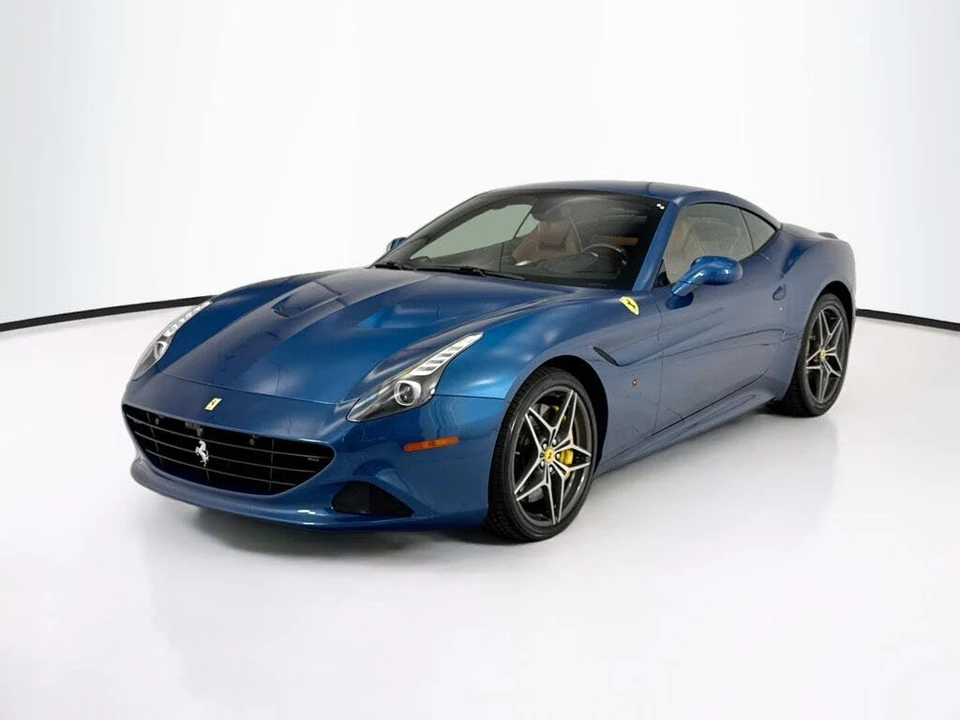 2015 Ferrari California T - Image 9 of 31