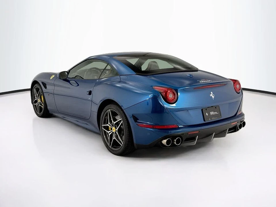 2015 Ferrari California T - Image 15 of 31