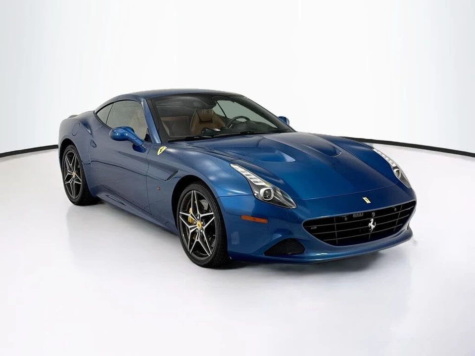 2015 Ferrari California T - Image 11 of 31