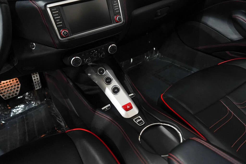 2015 Ferrari California T - Image 13 of 31