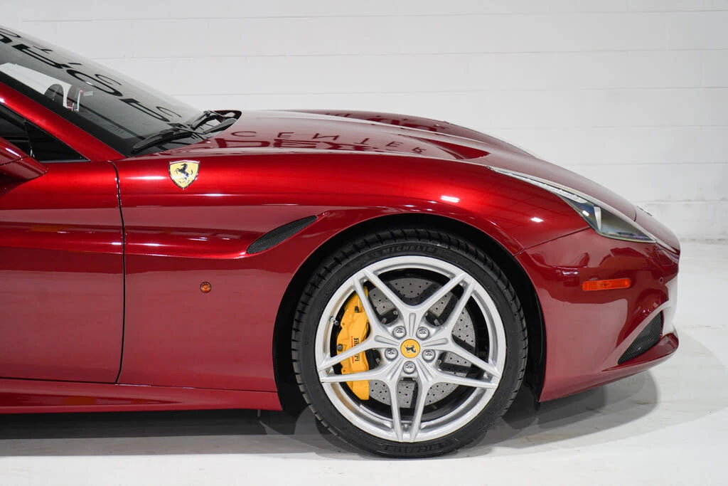 2015 Ferrari California T - Image 22 of 31