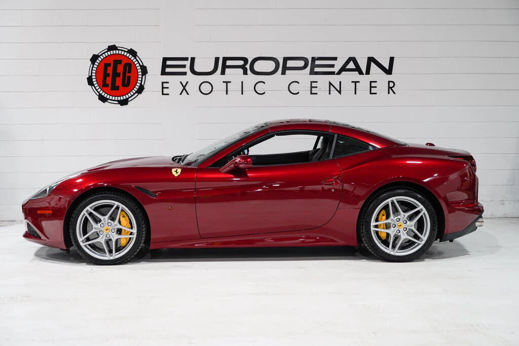 2015 Ferrari California T - Image 8 of 31