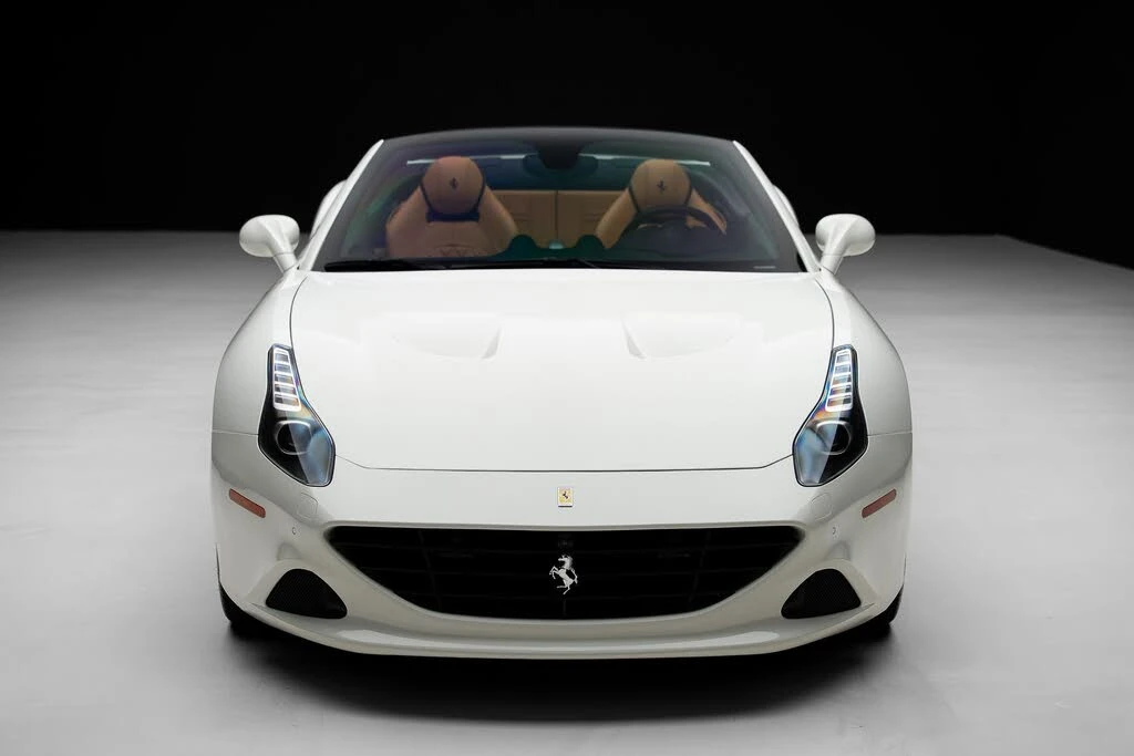 2015 Ferrari California T - Image 7 of 31