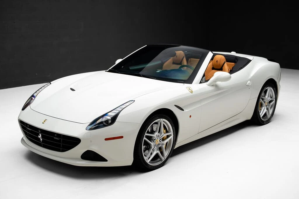 2015 Ferrari California T - Image 5 of 31