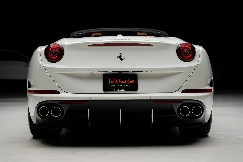 2015 Ferrari California T - Image 29 of 31