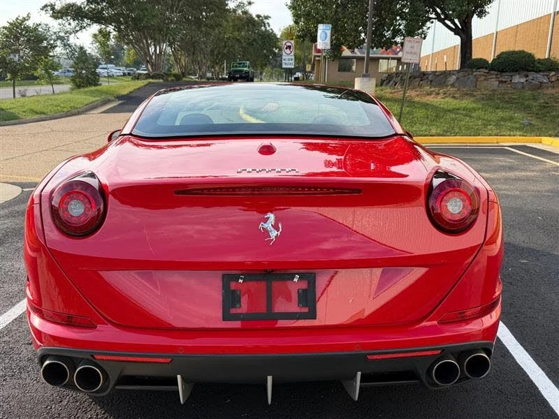 2015 Ferrari California T - Image 6 of 17