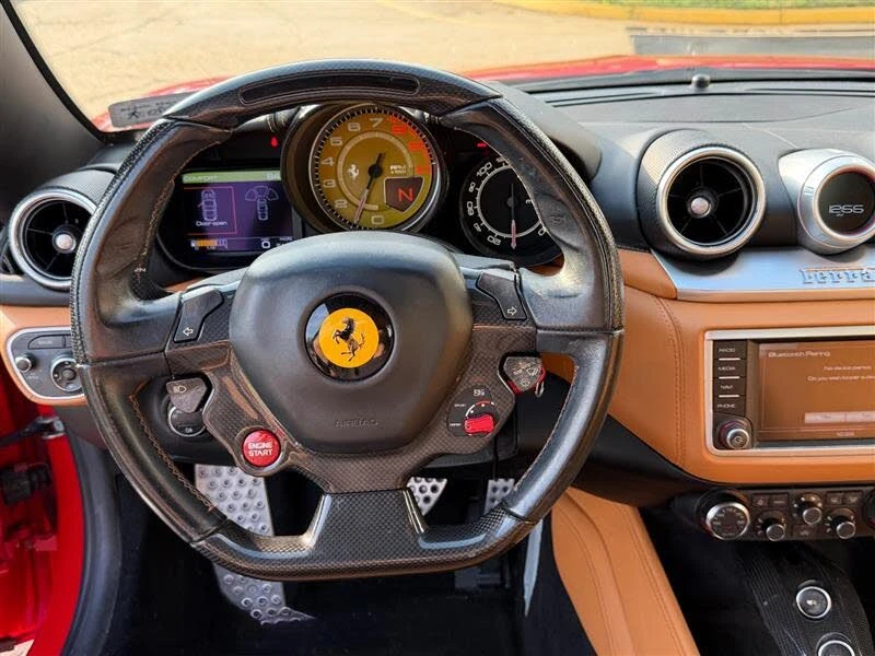 2015 Ferrari California T - Image 17 of 17