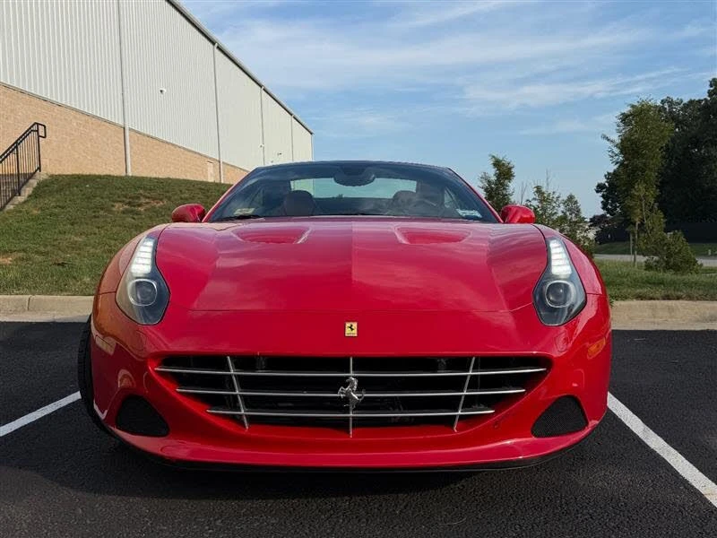 2015 Ferrari California T - Image 3 of 17
