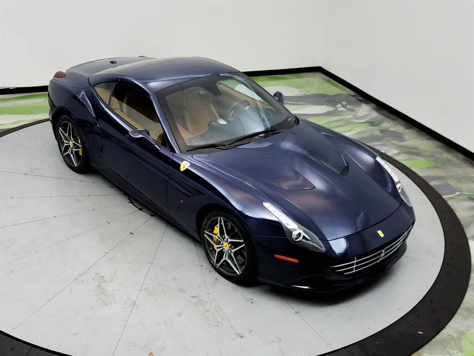 2015 Ferrari California T - Image 29 of 31