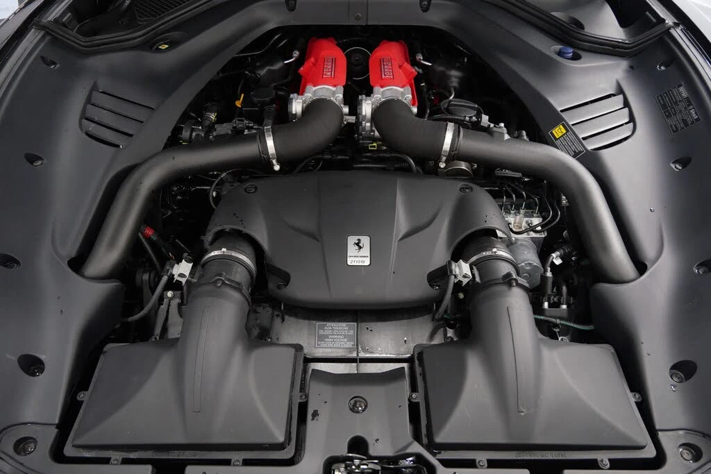 2015 Ferrari California T - Image 12 of 31