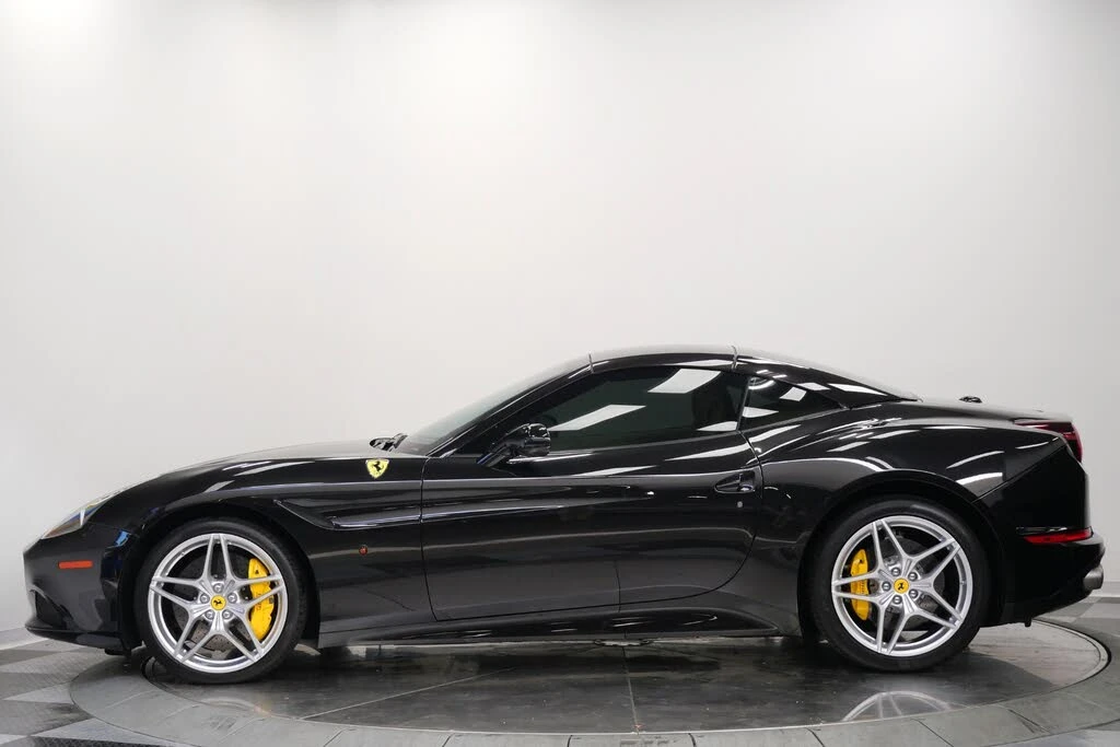 2015 Ferrari California T - Image 6 of 31