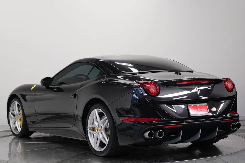 2015 Ferrari California T - Image 7 of 31