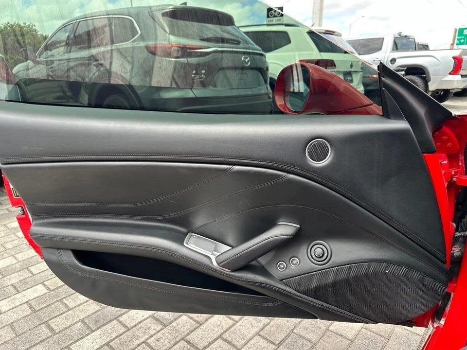 2015 Ferrari California T - Image 21 of 31