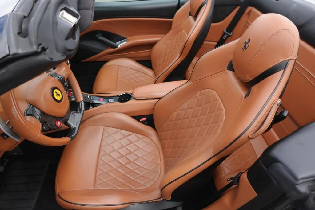 2015 Ferrari California T - Image 16 of 25