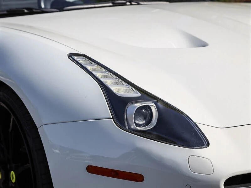2015 Ferrari California T - Image 9 of 31
