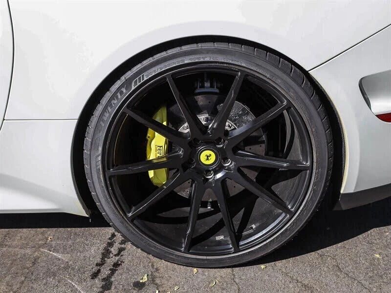 2015 Ferrari California T - Image 17 of 31