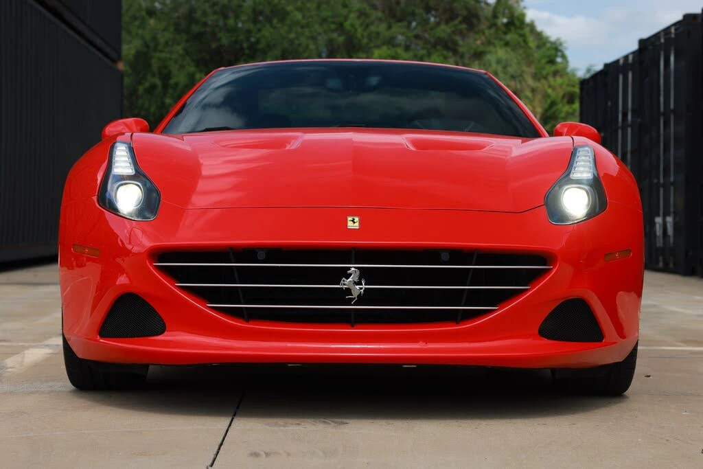 2015 Ferrari California T - Image 22 of 31