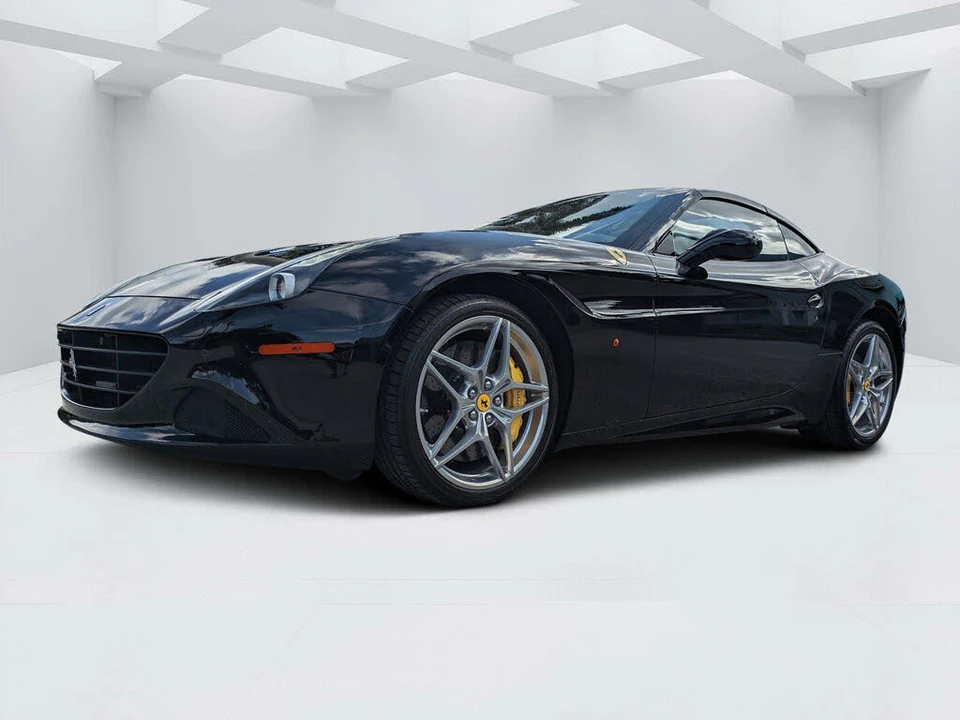 2015 Ferrari California T - Image 7 of 31