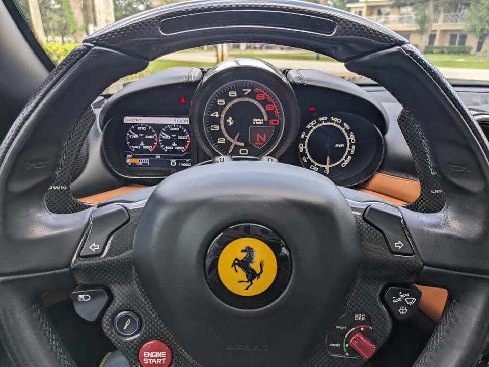 2015 Ferrari California T - Image 28 of 31