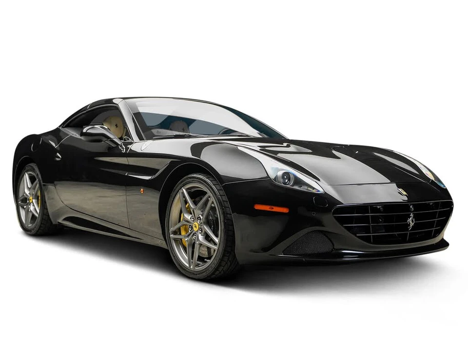 2015 Ferrari California T - Image 2 of 31