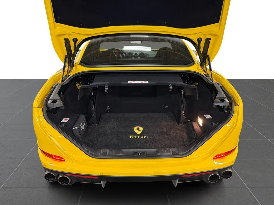 2015 Ferrari California T - Image 26 of 31