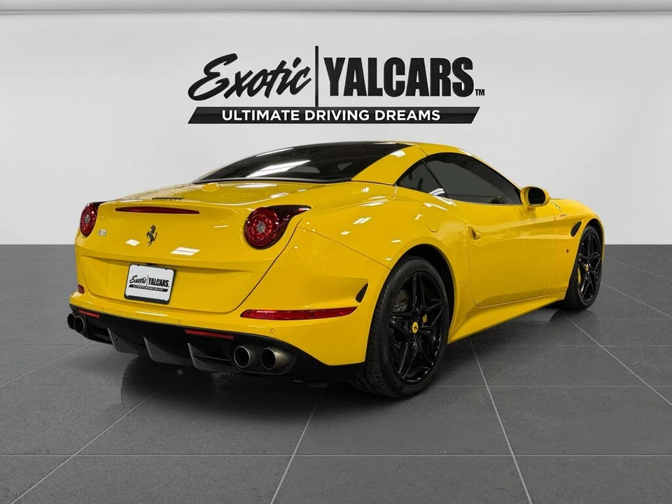 2015 Ferrari California T - Image 5 of 31