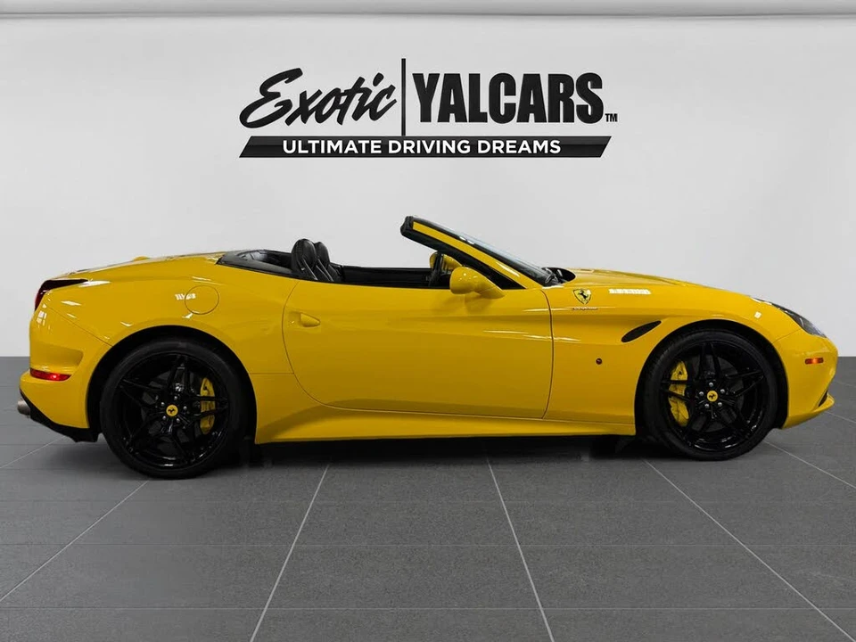 2015 Ferrari California T - Image 12 of 31