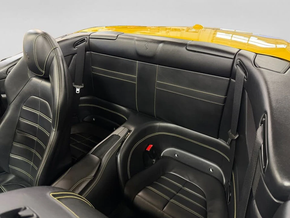 2015 Ferrari California T - Image 22 of 31
