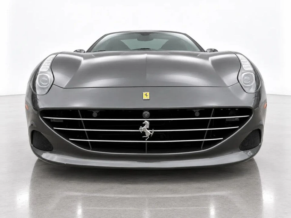 2015 Ferrari California T - Image 8 of 31