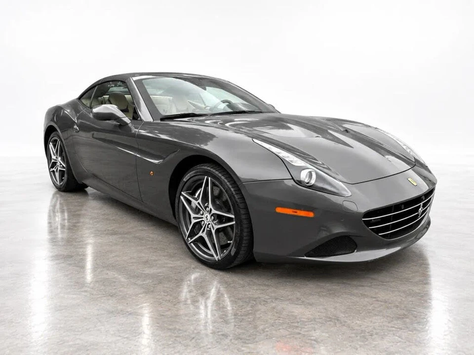 2015 Ferrari California T - Image 11 of 31