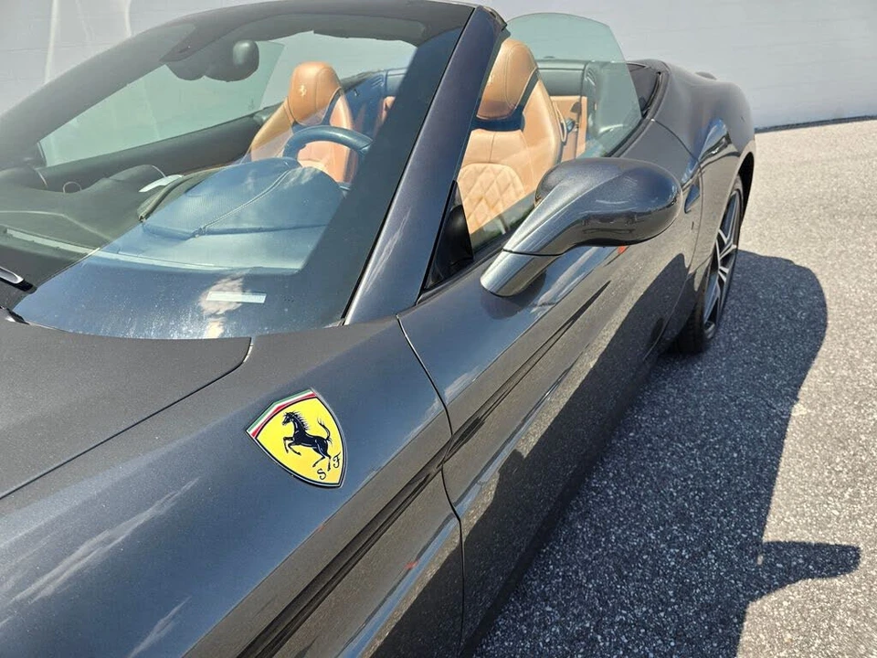 2015 Ferrari California T - Image 6 of 31