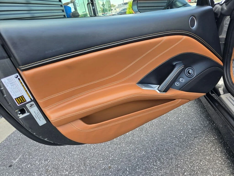 2015 Ferrari California T - Image 21 of 31