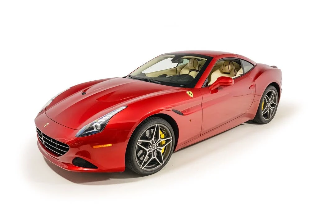 2015 Ferrari California T - Image 2 of 31