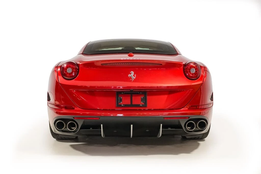 2015 Ferrari California T - Image 5 of 31