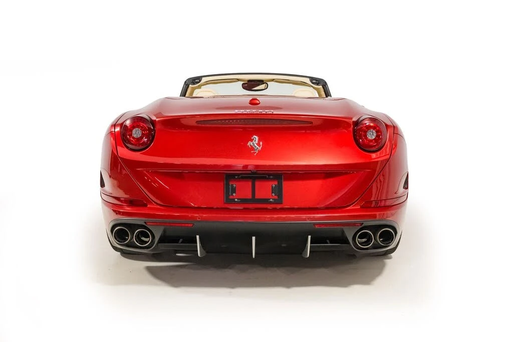 2015 Ferrari California T - Image 14 of 31