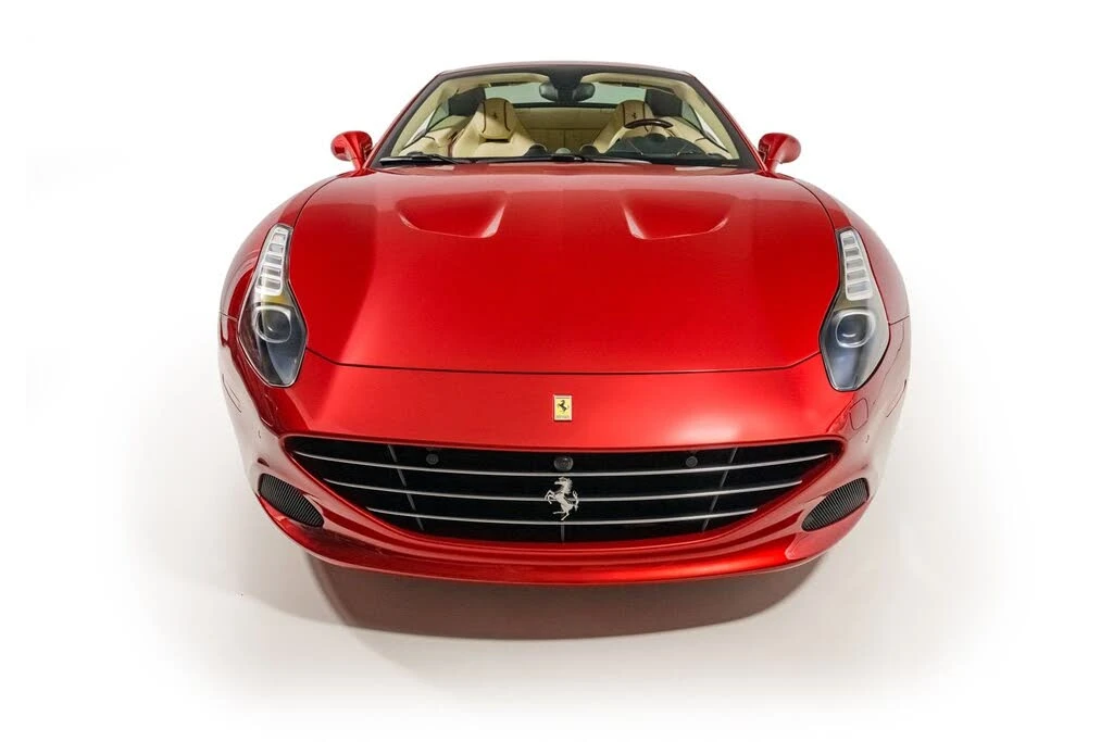 2015 Ferrari California T - Image 10 of 31
