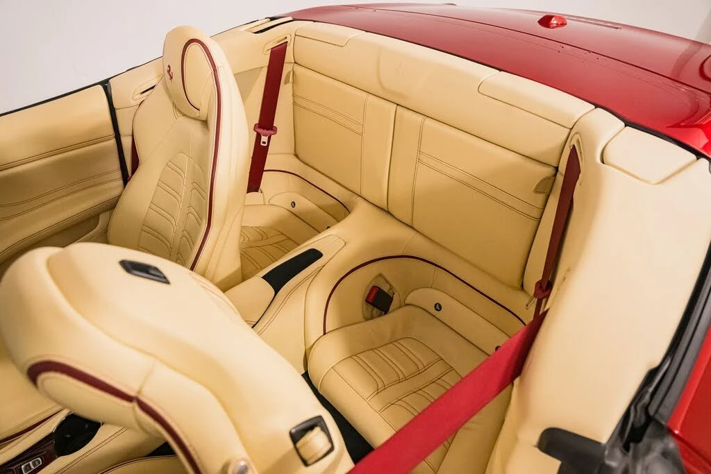 2015 Ferrari California T - Image 29 of 31