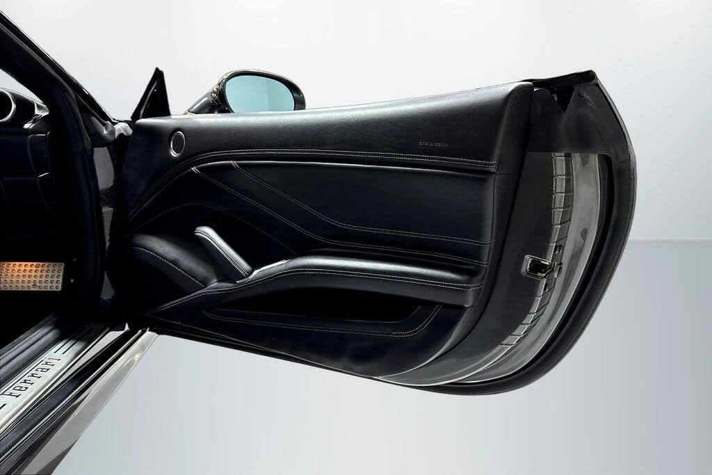 2015 Ferrari California T - Image 23 of 31