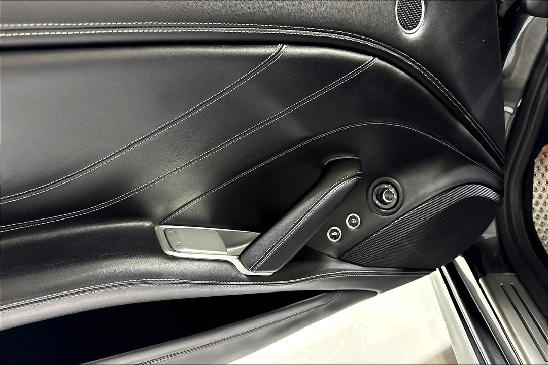 2015 Ferrari California T - Image 31 of 31