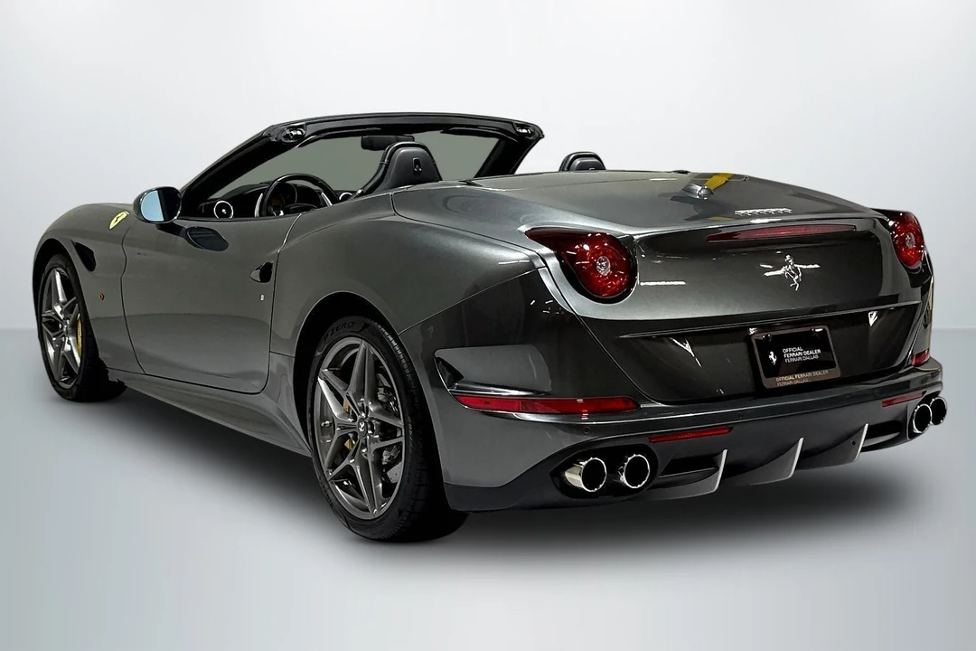 2015 Ferrari California T - Image 5 of 31