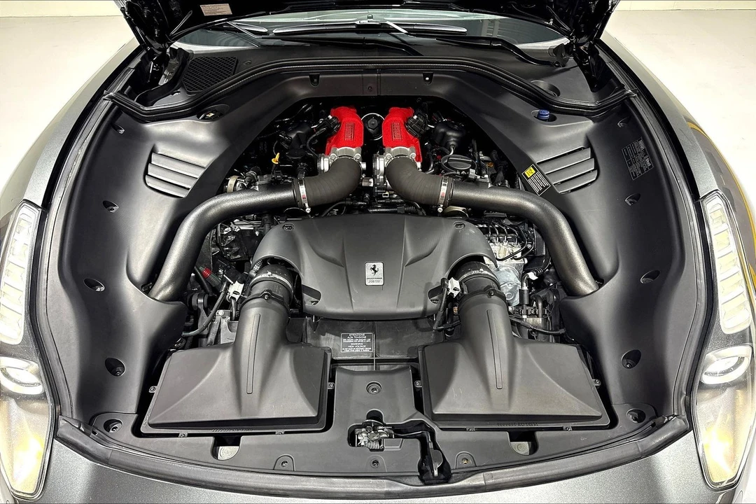 2015 Ferrari California T - Image 25 of 31