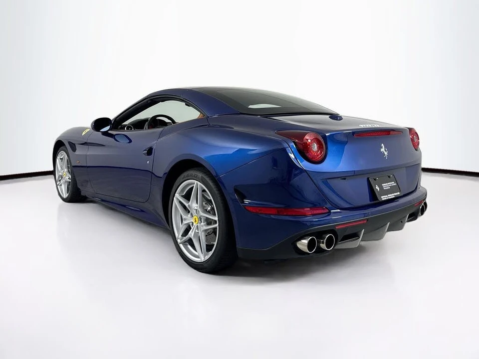 2015 Ferrari California T - Image 5 of 6