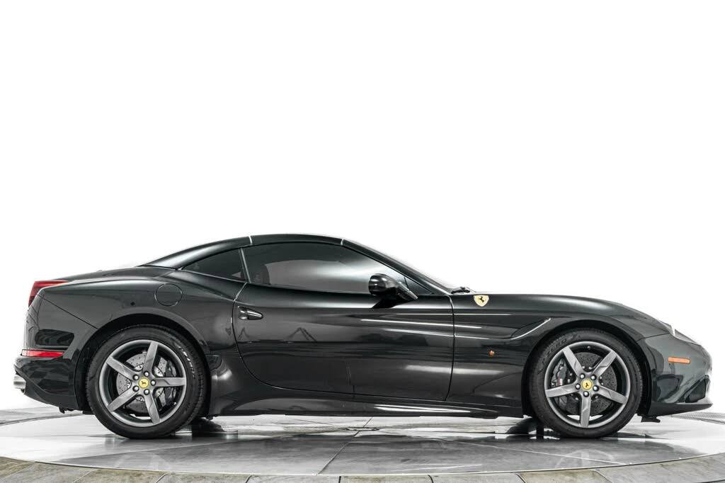 2015 Ferrari California T - Image 18 of 31