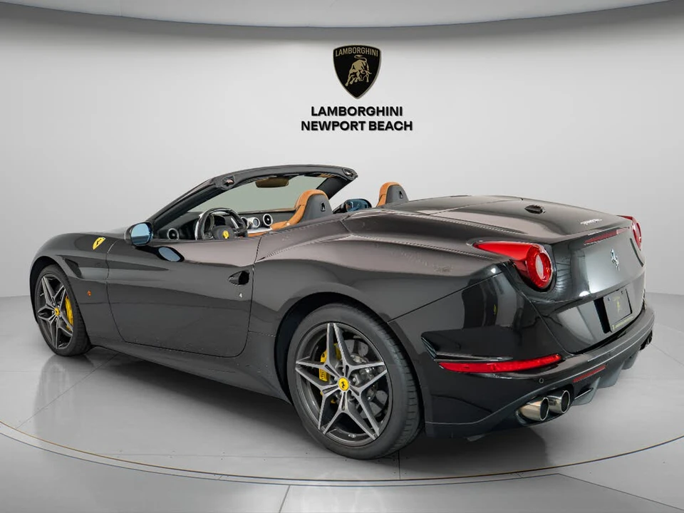 2015 Ferrari California T - Image 5 of 20