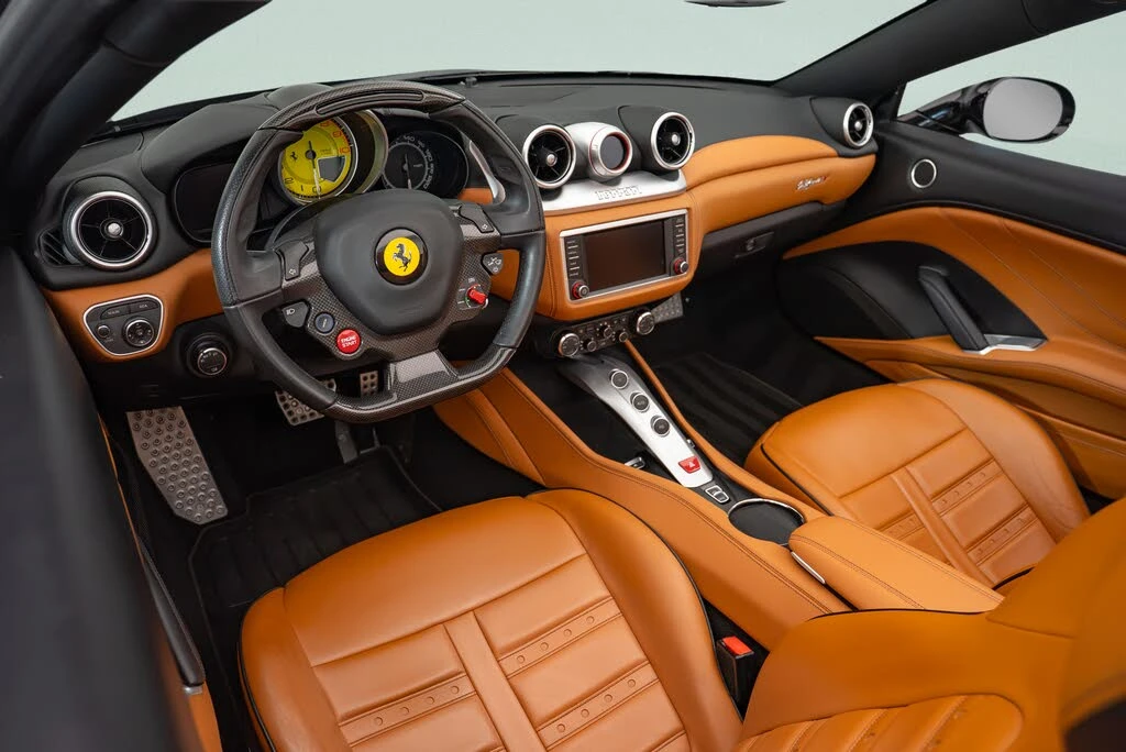 2015 Ferrari California T - Image 18 of 20