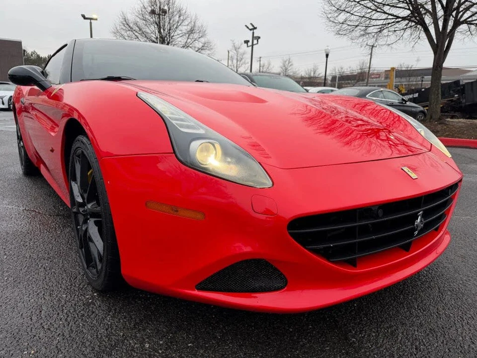 2015 Ferrari California T - Image 11 of 31