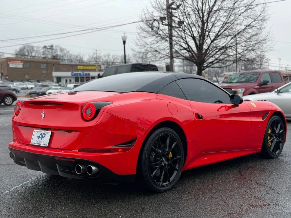 2015 Ferrari California T - Image 6 of 31
