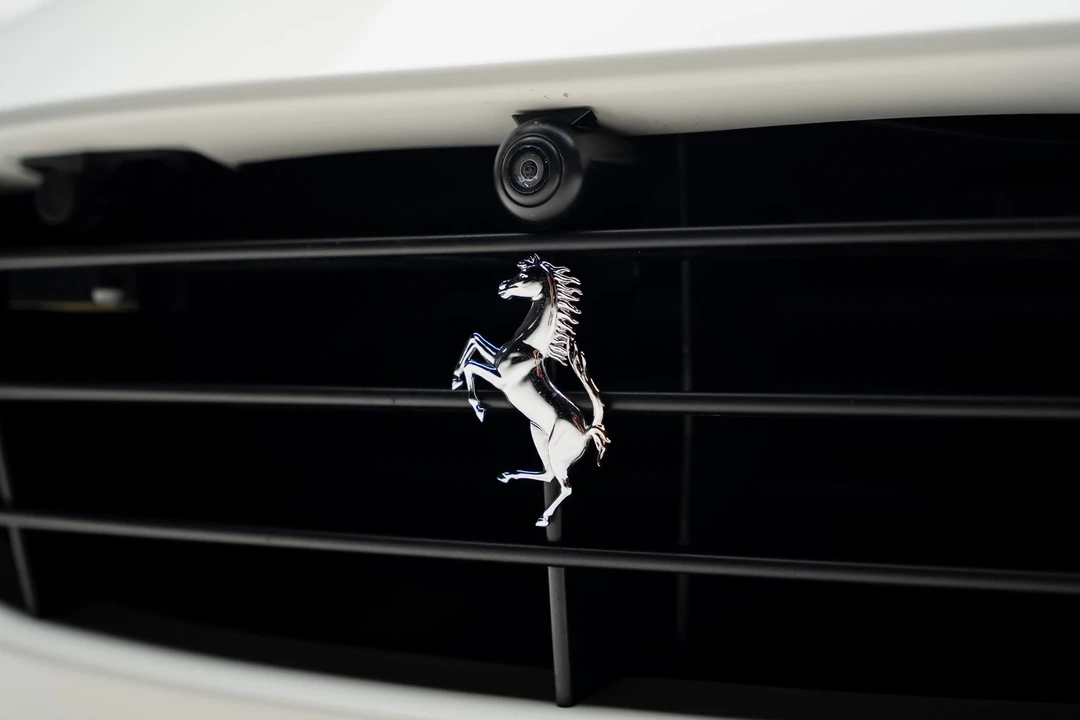 2015 Ferrari California T - Image 15 of 31