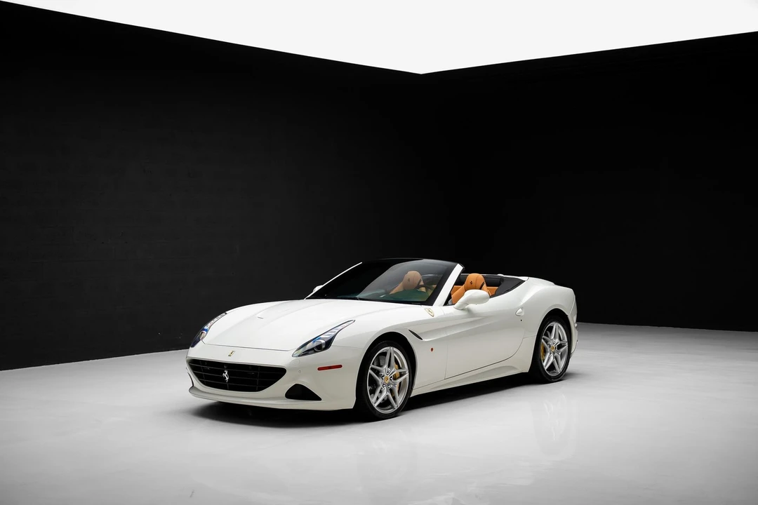 2015 Ferrari California T - Image 6 of 31
