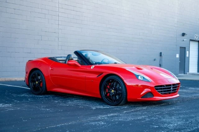 2015 Ferrari California T - Image 14 of 21